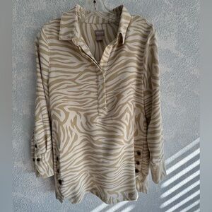 Chico's Beige and Cream Zebra Pattern Top